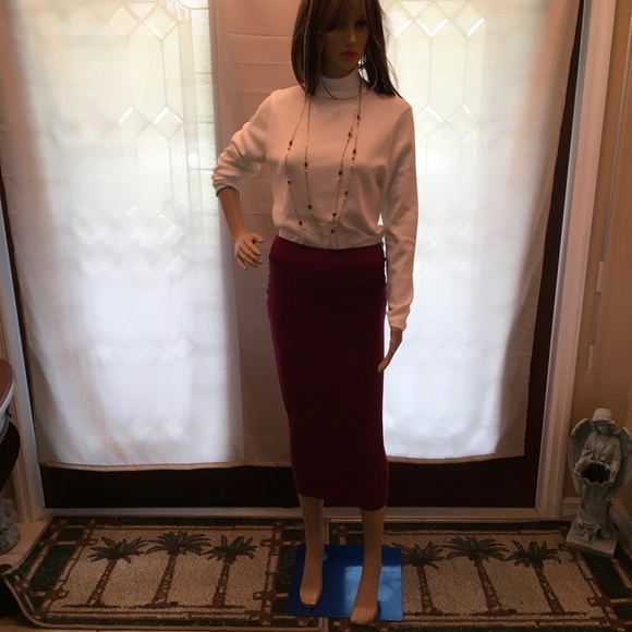 2piece outfit Chico’s Top & Tapered Maki Skirt - Picture 11 of 12